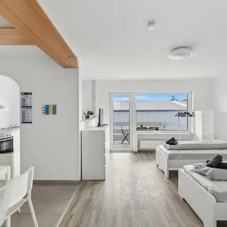 Monteur - Fuer Bis Zu 7 Personen In 63517 - Rod01