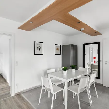 Monteur - Fuer Bis Zu 7 Personen In 63517 Rodenbach - Rod01 Apartment Rodenbach (Main-Kinzig)