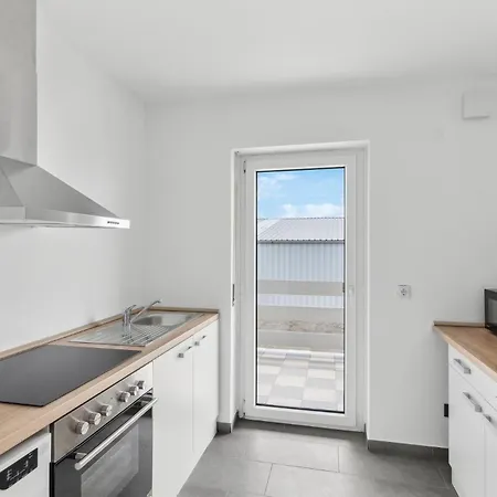 Monteur - Fuer Bis Zu 7 Personen In 63517 Rodenbach - Rod01 Apartment Rodenbach (Main-Kinzig)